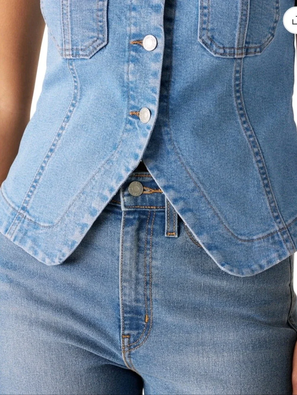 Levi Strauss Signature Women's Vintage Summer Vest, Size Small NWT